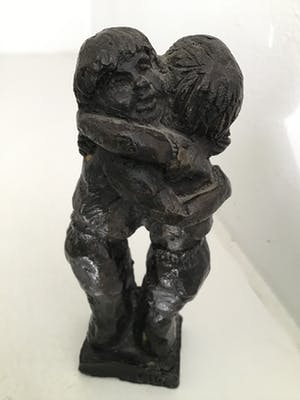 Corry Ammerlaan - Sculptuur “ Vriendschap “ kopen? Bied vanaf 1!