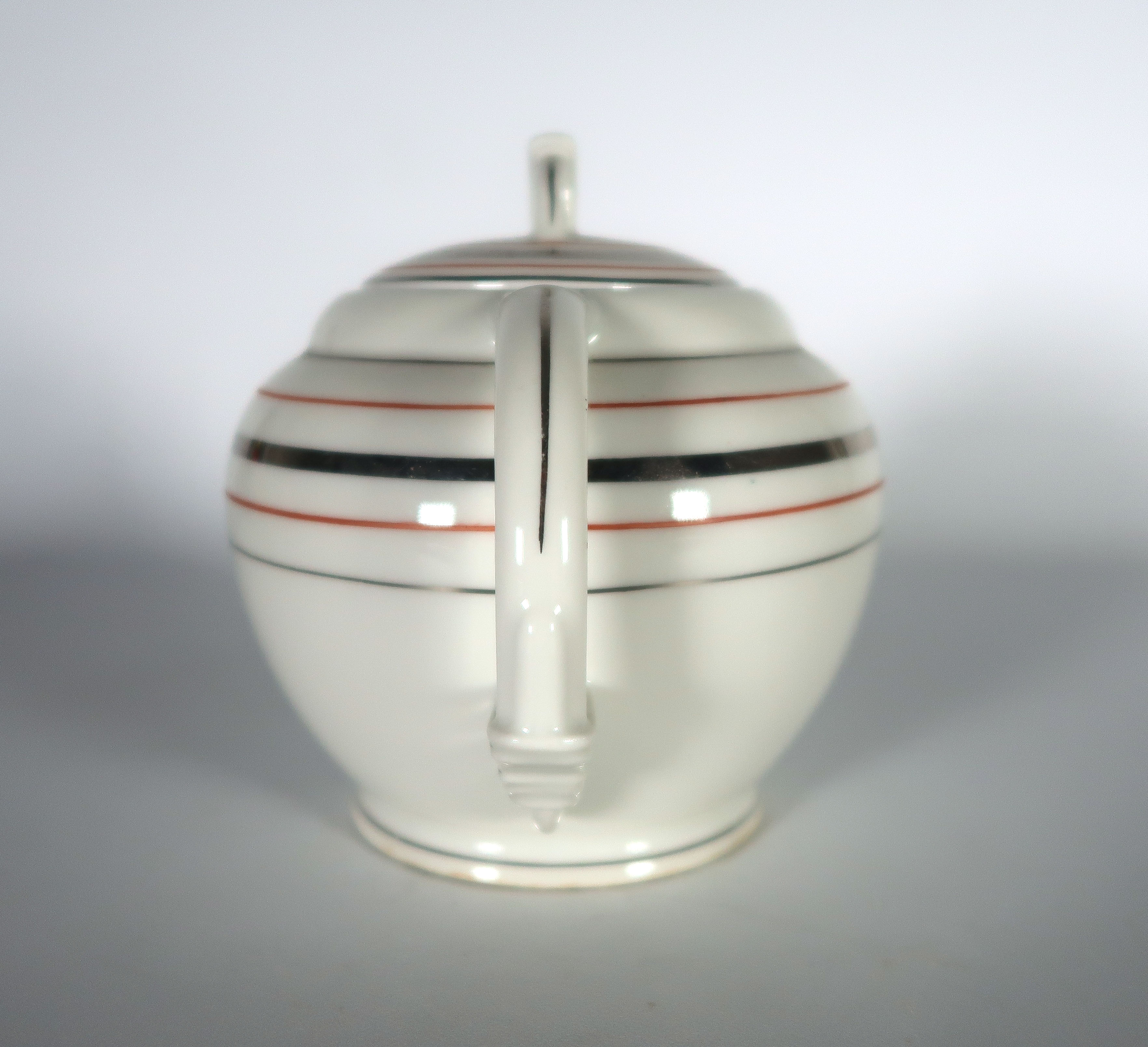 Niet of onleesbaar gesigneerd - Porselein, 14-delig Portugees servies kopen? Bied vanaf 1!