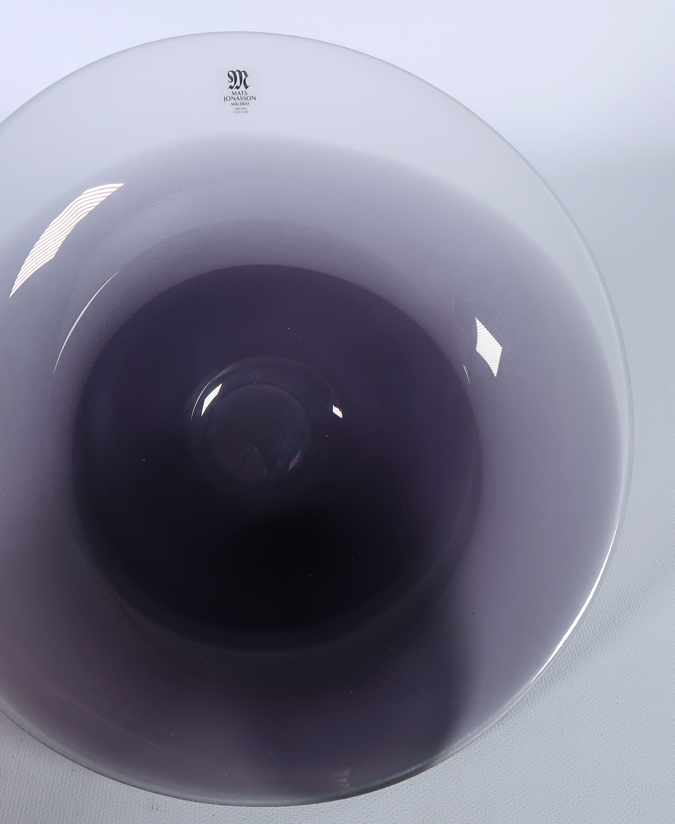 Mats Jonasson - Glas, Paars schaaltje kopen? Bied vanaf 1!