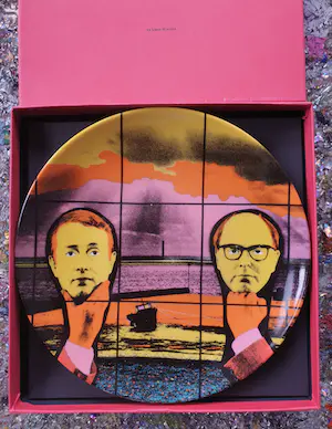 Gilbert & George - Light Headed - Limoges porseleinen bord uit 1991 - Ligne Blanche kopen? Bied vanaf 85!