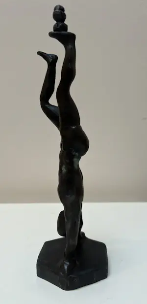 Nicolas Dings - Bronzen sculptuur | Balans kopen? Bied vanaf 175!