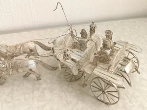 Zilver - 925 - Filigrain Paardenkoets & Ossenwagen - Java Indonesië - midden 20e eeuw kopen? Bied vanaf 95!