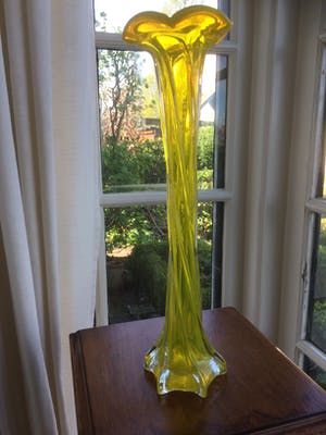 Val-Saint-Lambert - Citroengele hoedenvaas kopen? Bied vanaf 75!