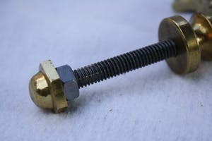 Niet of onleesbaar gesigneerd - Fraaie Oude Bronzen Vuur Vergulde Deur Klopper in Mythische Stijl. kopen? Bied vanaf 1!