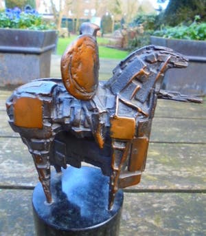 Eric Claus - de toernooiridder - prachtig patina! kopen? Bied vanaf 425!