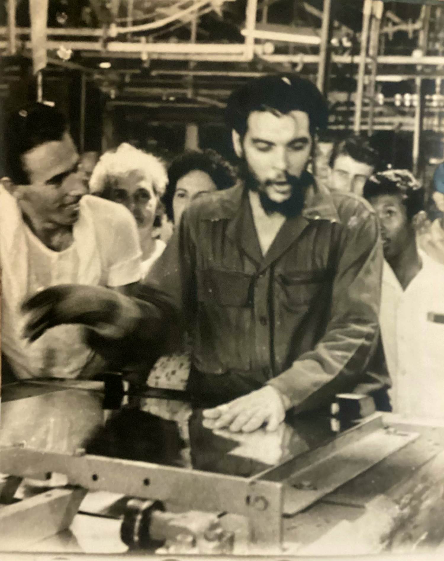 Buy Heinrich Heidersberger - Fidel Castro of is het Ché Guevara?? Bid from 50!