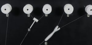 Jos Verbeek - Assemblage, Het principe van een radio - Ingelijst kopen? Bied vanaf 100!