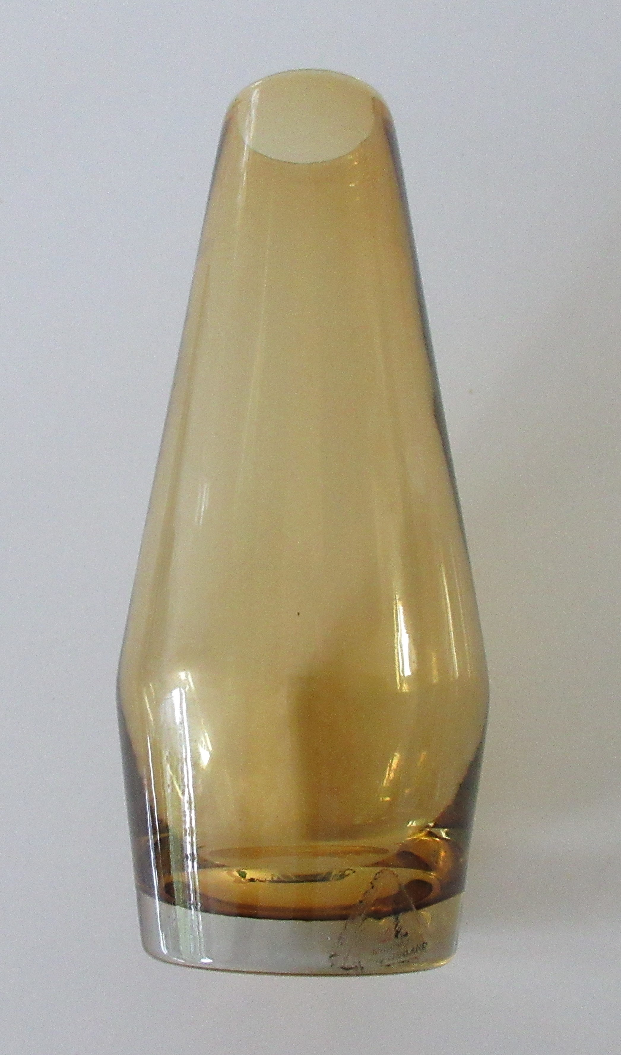 Riihimäki - Amber glazen cased vaasje ontwerp Tamara Aladdin kopen? Bied vanaf 24!