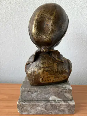 Giovanni De Martino - Bronzen zeer oude buste vrouw kopen? Bied vanaf 150!