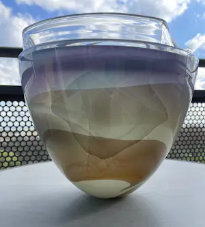 Misha Ignis - Unique glasobject” Waking up in Sahara Matmata “ van Misha Ignis kopen? Bied vanaf 450!