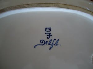 Porceleyne Fles (Royal Delft) - Royal Delft / Joost t Hooft & Labouchere - Plateau Erven Lucas Bols kopen? Bied vanaf 20!