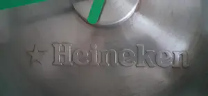 Niet of onleesbaar gesigneerd - Heineken reclame fustklok kopen? Bied vanaf 1!