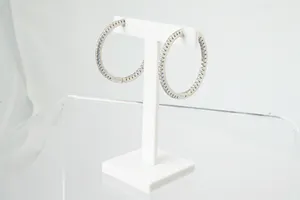 Exclusief paar massief 14 Krt witgoud & diamanten oorstekers - 0.80ct E/VS kopen? Bied vanaf 580!