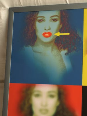 Niet of onleesbaar gesigneerd - Portret Katja Schuurman , “From Katja with Love” – ingelijst – 2011 kopen? Bied vanaf 1!