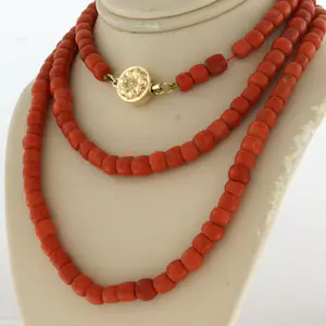 14k gouden slot aan een koralen collier - 80 cm kopen? Bied vanaf 250!