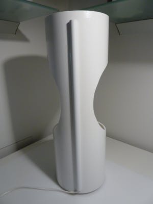 Niet of onleesbaar gesigneerd - Design tafellamp NEBU 70’s naar ontwerp van Erik van Buijtenen kopen? Bied vanaf 1!