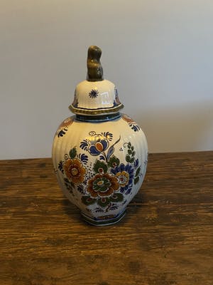 Plateelbakkerij Flora - 3-delig Delft gekleurd Kaststel kopen? Bied vanaf 1!