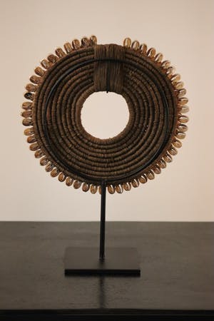 Nieuw-Guinea - Schelpenketting kopen? Bied vanaf 25!