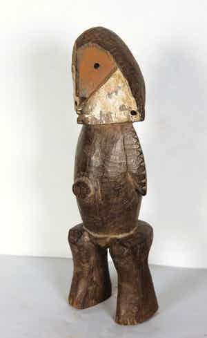Zande - Hardhouten Yanda vrouw met tweekleurig gezicht (zeldzaam) verkocht voor € 1!
