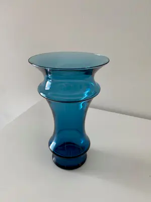 Jan van der Vaart - Zeldzaam mooie blauwe vaas 1990's Royal leerdam kopen? Bied vanaf 79!