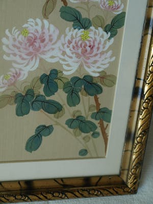 Niet of onleesbaar gesigneerd - Ingelijste gouache op zijde, Japan? China? , Vogel op bloemtak kopen? Bied vanaf 1!