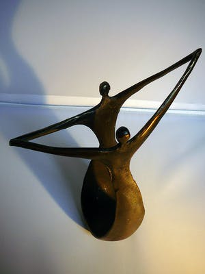 Jose Hernandez Cano - Dansend paar -brons- kopen? Bied vanaf 75!