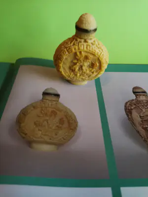 Niet of onleesbaar gesigneerd - Chinees Snuifflesje handgesneden kopen? Bied vanaf 1!