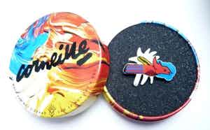 Corneille - Mooie zilveren broche met emaille opdruk + originele verpakking verkocht voor € 49!