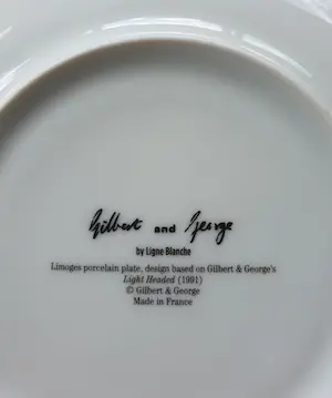 Gilbert & George - Light Headed - Limoges porseleinen bord uit 1991 - Ligne Blanche kopen? Bied vanaf 85!