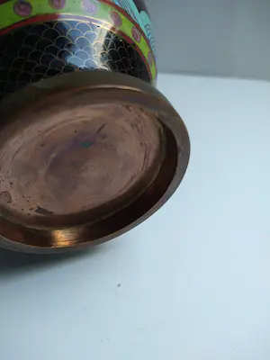 Niet of onleesbaar gesigneerd - Cloissonné schaal en vaas kopen? Bied vanaf 1!