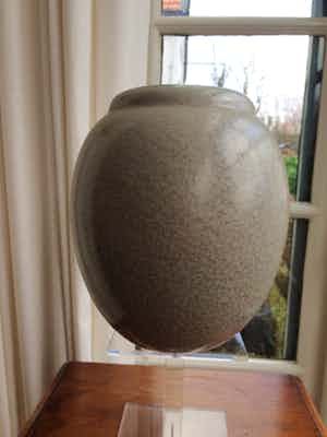 Plateelbakkerij Zuid-Holland - Siervaas verkocht voor € 10!