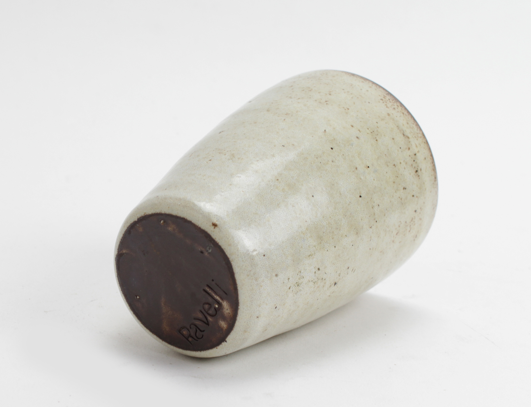 Potterie Ravelli - handgedraaid vaasje kopen? Bied vanaf 5!