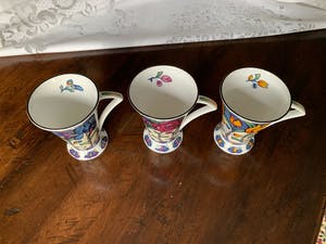 Niet of onleesbaar gesigneerd - CATHEDRAL ISLA FINE BONE CHINA MUG SET kopen? Bied vanaf 1!