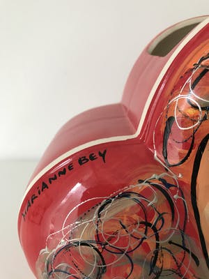 Marianne Bey - Happy Girl kopen? Bied vanaf 40!