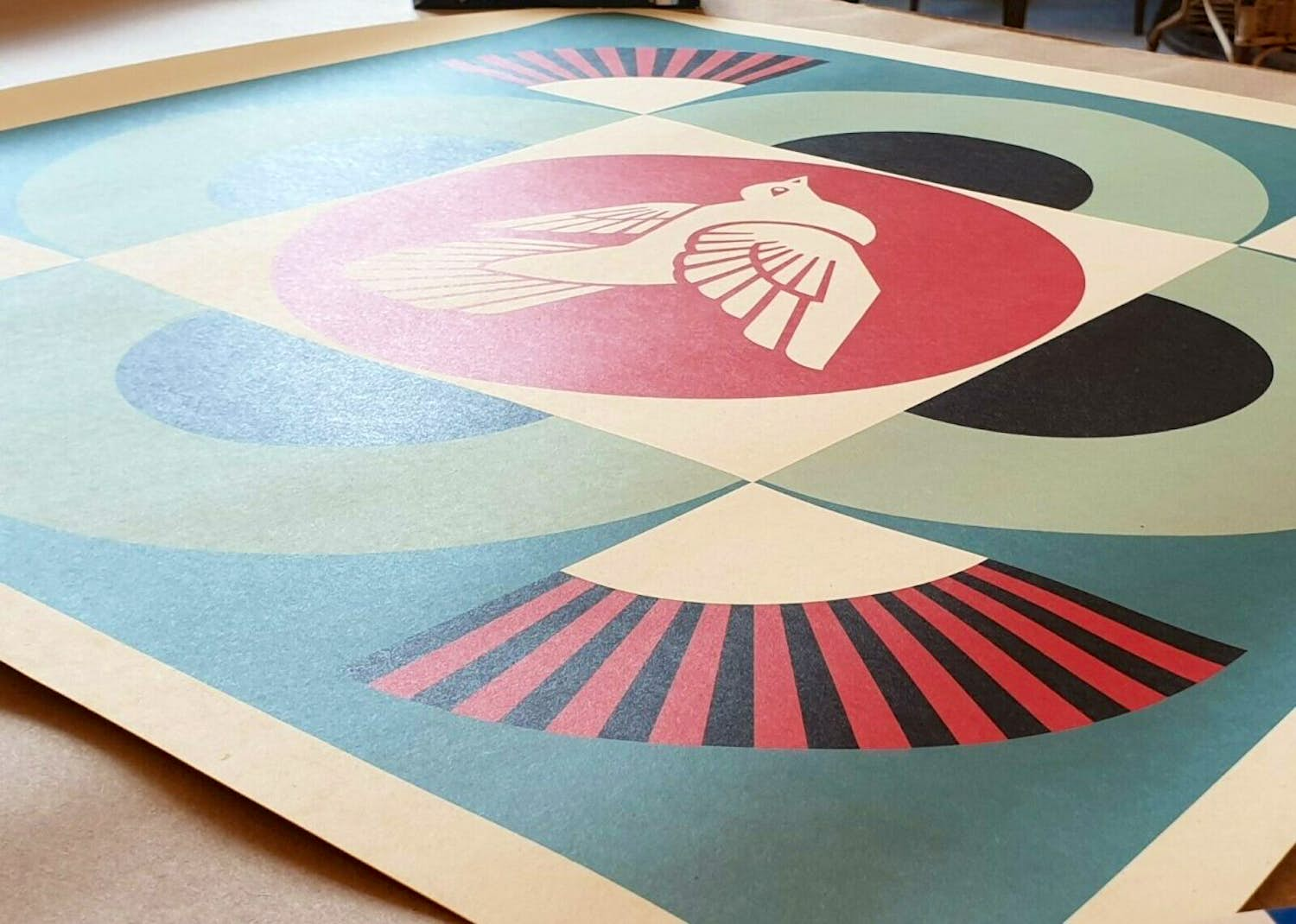 Shepard Fairey - GEOMETRIC DOVE -BLUE- SIGNED OFFSET LITHOGRAPH kopen? Bied vanaf 1!