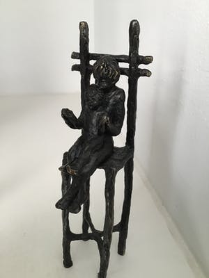 Astrid Veldhuyzen-Koppen - Sculptuur “ EREPLAATS “ kopen? Bied vanaf 75!