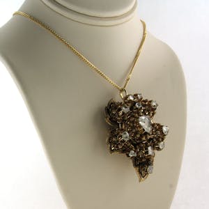 14k gouden collier met broche/hanger bezet met roos geslepen diamant kopen? Bied vanaf 1500!