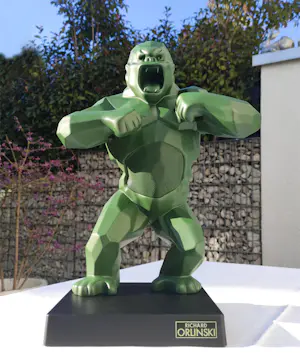 Richard Orlinski - KONG SPEAKER (Kaki Mat) inkl. Trolley / Koffer – Skulptur kopen? Bied vanaf 375!