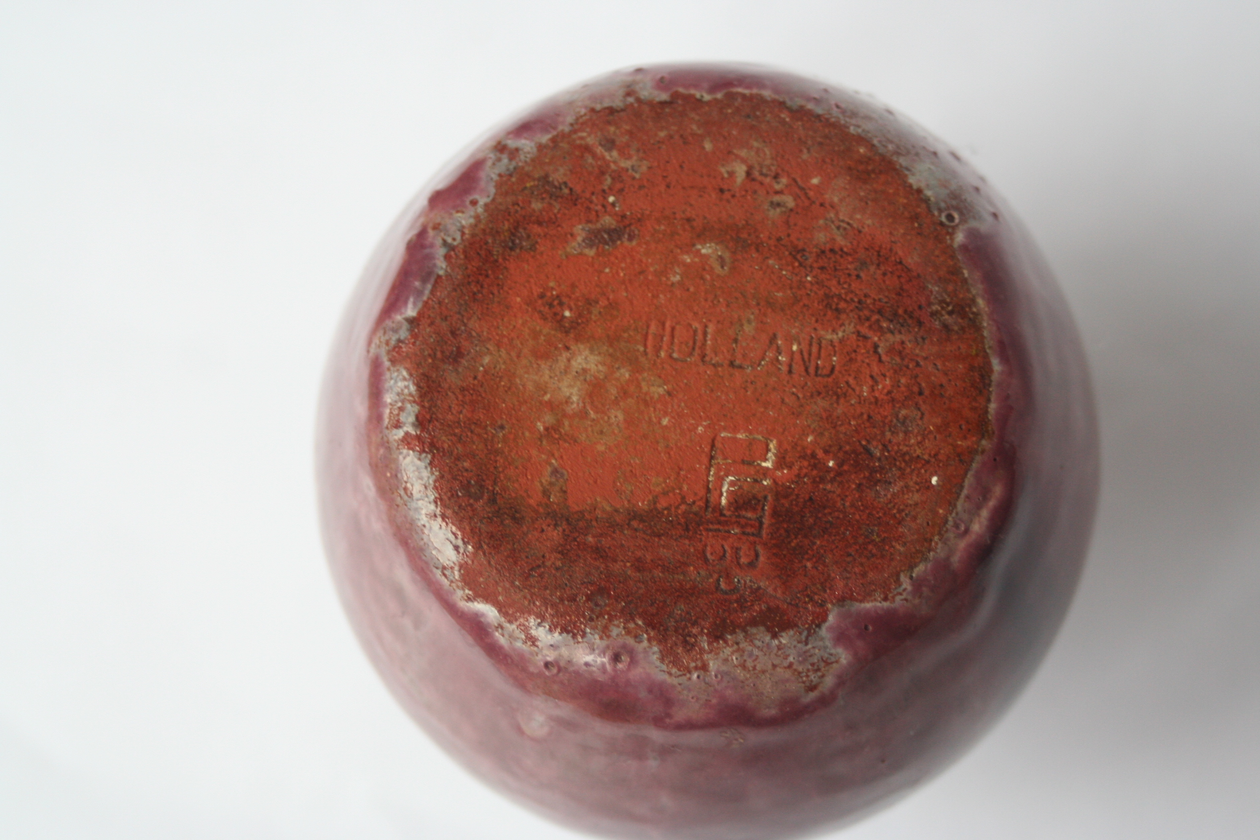 Pieter Groeneveldt - vaasje - gemerkt met PG en 3 wassende manen - tussen 1925-1952 kopen? Bied vanaf 10!