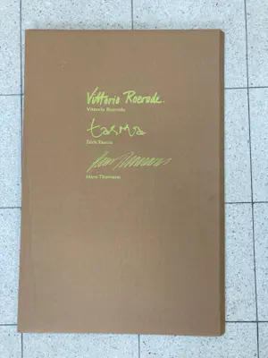 Vittorio Roerade - Dick Tasma & Hans Thomann, Map met 3 litho's kopen? Bied vanaf 1!