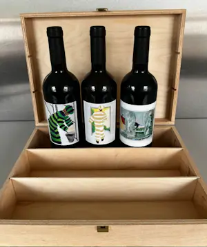 Roger Raveel - Kunstenaarseditie met 3 wijnflessen in originele houten kist kopen? Bied vanaf 150!