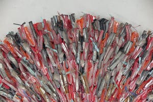 Gerda Edens - Hoofdtooi gemaakt van diverse materialen kopen? Bied vanaf 80!