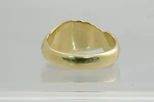 57 - Grote en fraai bewerkte 18 krt geel gouden Surinaamse vriendschaps-ring kopen? Bied vanaf 480!