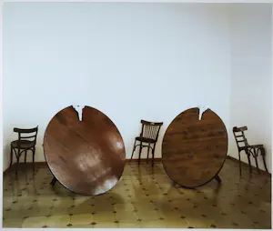 Ton Zwerver - C-print, Huiskamersculptuur by Jeffry Schwarz nr 2 - Ingelijst kopen? Bied vanaf 100!