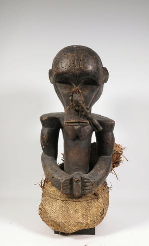 Fang - Hout en koper/messing, Fetishbeeld kopen? Bied vanaf 1!