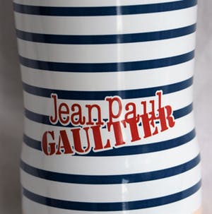 Buy Jean Paul Gaultier - 2 flesjes van blik , Coca Cola – 2012 – Limited edition? Bid from 1!