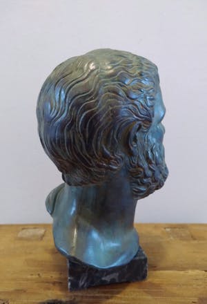 Niet of onleesbaar gesigneerd - Prachtig klassiek mannenhoofd kopen? Bied vanaf 1!