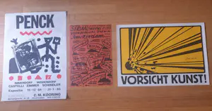 A.R. Penck - 3 x aankondigingsaffiches - 2 x Penck en 1 x Klaus Staeck - 1984, 1976 en 1982 kopen? Bied vanaf 30!