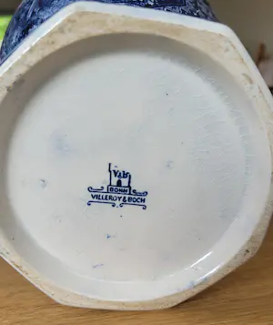 Villeroy en Boch - 2 prachtige vazen kopen? Bied vanaf 50!