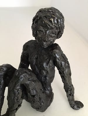 Astrid Veldhuyzen-Koppen - Sculptuur “ In gedachten “ kopen? Bied vanaf 40!